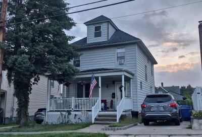 James St, South River, Preforeclosure Single-family Home