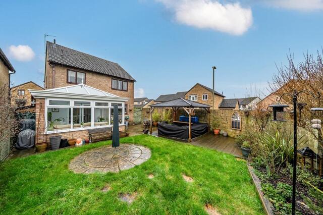 Thorney Leys, Witney, 4 Bedroom Detached