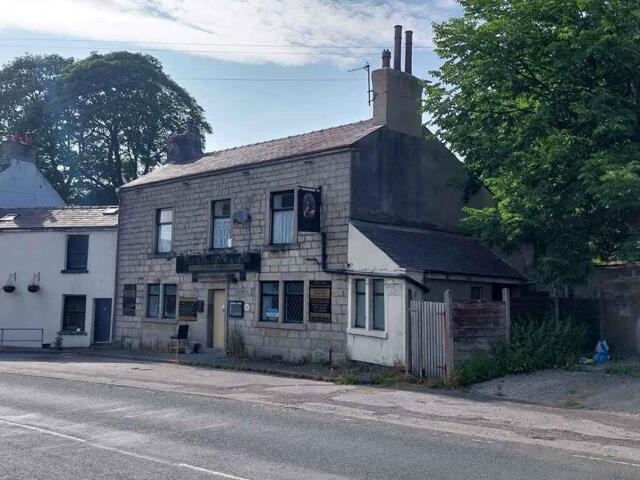 Nw- - Hargreaves Arms, Burnley Road East, Pub To Lease Nw- - Hargreaves Arms, Burnley Road East, Pub To Lease