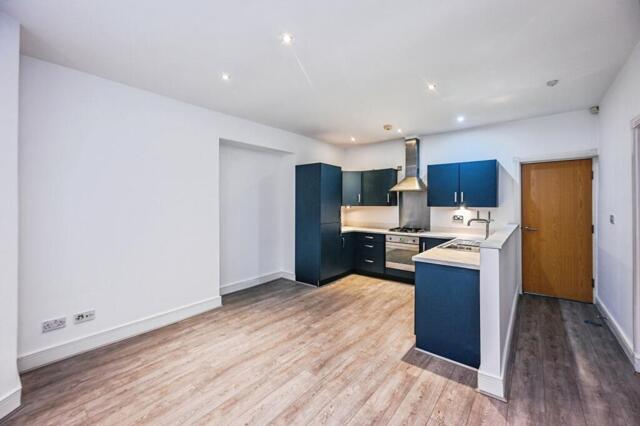 Livingston Drive, Liverpool, 2 Bedroom Flat