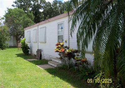 Wren Cir, Sebastian, Foreclosure Mobile Home
