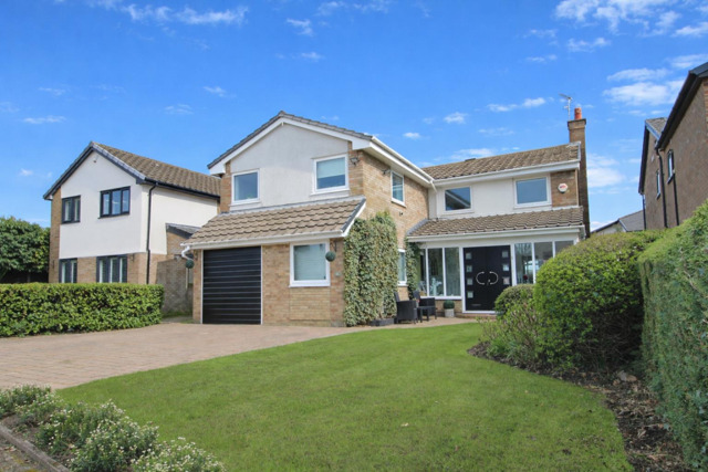 Lower Croft, Whitefield, 4 Bedroom Detached