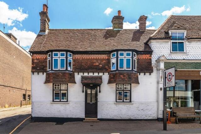 South Street, Dorking, 3 Bedroom House