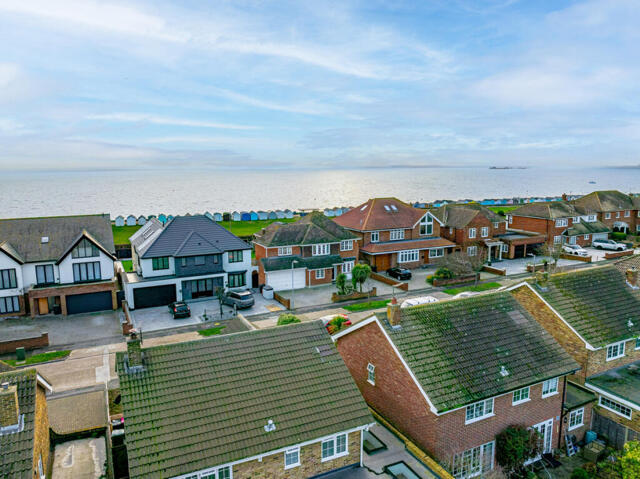Lodwick, Southend-on-sea, 4 Bedroom Detached