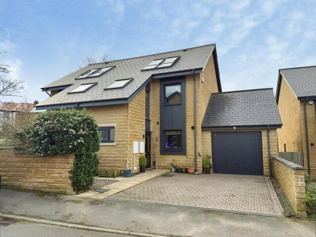 Stansfield Close,ilkley, 4 Bedroom Semi-detached Stansfield Close,ilkley, 4 Bedroom Semi-detached