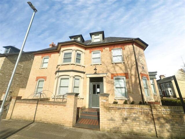 Humberstone Road, Cambridge, Studio Flat For