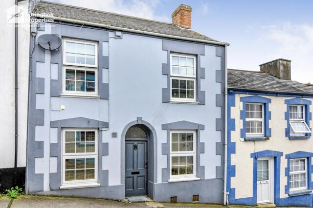 Higher Gunstone, Bideford, 3 Bedroom Terraced