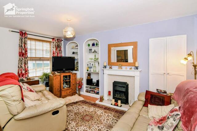 Higher Gunstone, Bideford, 3 Bedroom Terraced