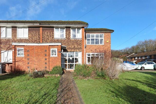 Greenacres, Oxted, 3 Bedroom End Greenacres, Oxted, 3 Bedroom End