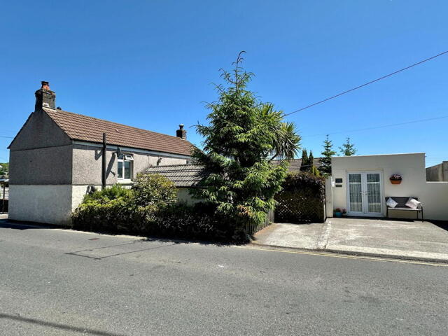 Carclaze Road, St Austell, 3 Bedroom Detached