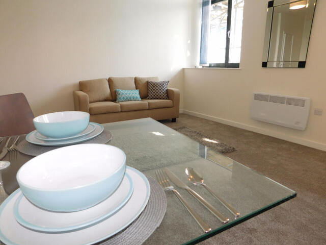 Manor Row, City Centre, 1 Bedroom Apartment