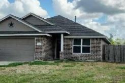 Fox Ridge Dr, Angleton, Preforeclosure Property In