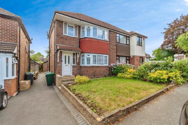 Cedar Close, Walsall, 3 Bedroom Semi-detached