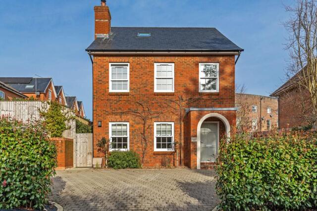Sarum Road, Winchester, 4 Bedroom Detached