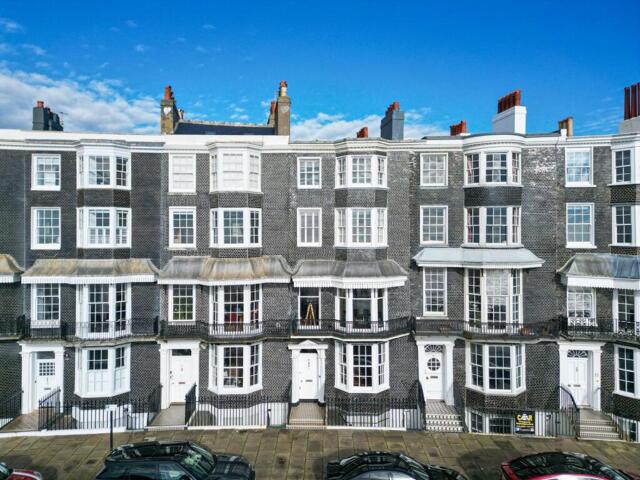 Royal Crescent, Brighton, 5 Bedroom House
