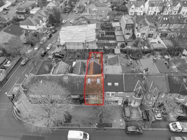Greenford Avenue, London, Block Of Apartments
