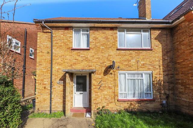 Sutton Court Road, Hillingdon, 3 Bedroom Semi-detached