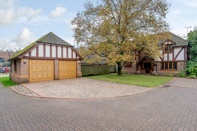 Mill End Close, Prestwood, 5 Bedroom Detached