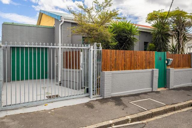 Observatory, Cape Town, Secure 3-bedroom Home