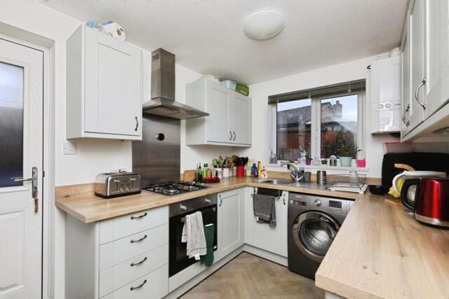 Anderson Way, Gainsborough, 3 Bedroom Semi-detached