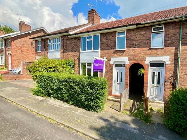 Queens Square, Stone, 3 Bedroom Terraced