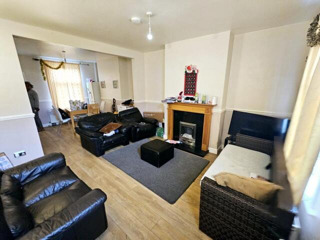 Hoxton Road, Scarborough, 4 Bedroom Terraced