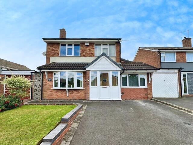 Fishley Close, Bloxwich, 4 Bedroom Link