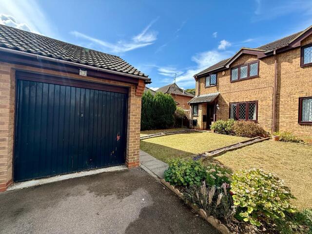Barton Hills, Launton Close, Luton, 4 Bedroom Semi-detached