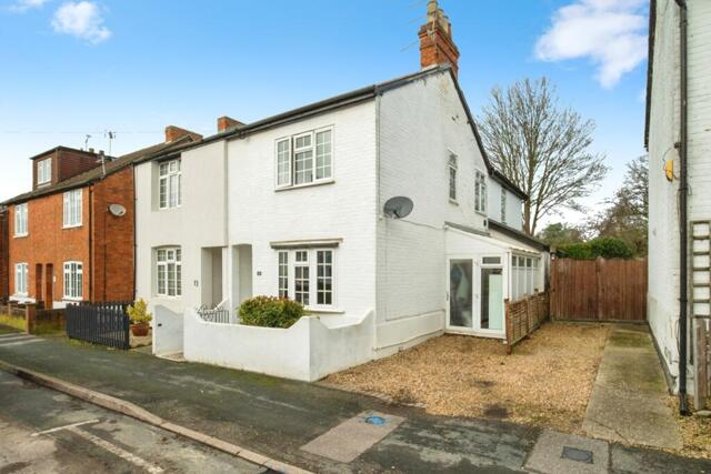 Barossa Road, Camberley, 4 Bedroom Semi-detached