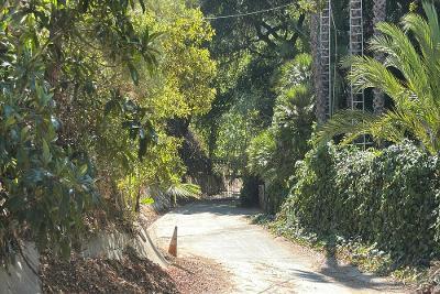 Country Club Dr, Burbank, Preforeclosure Single-family Home