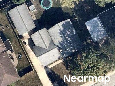 Elmwood Dr, Naperville, Preforeclosure Single-family Home