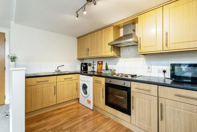 Scarrington Road, Nottingham, 2 Bedroom Apartment