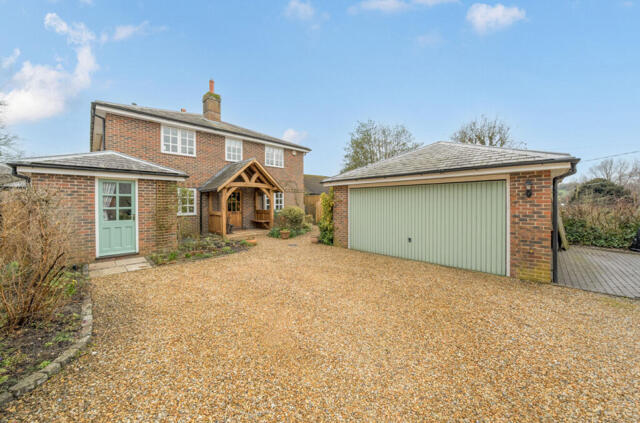 Meonstoke, Chapel Road, Southampton, 3 Bedroom Detached