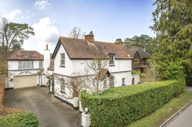 Crawley Ridge, Camberley, 4 Bedroom Detached