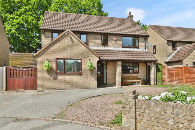 Three Legged Cross, Bay Close, Wimborne, 4 Bedroom Detached Three Legged Cross, Bay Close, Wimborne, 4 Bedroom Detached