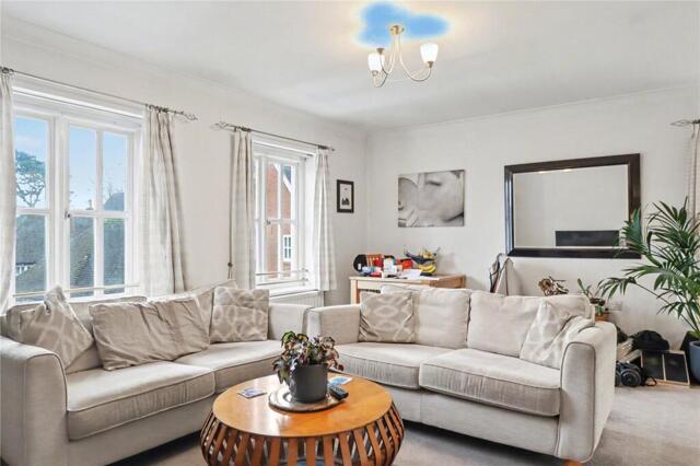 Fletcher Way, Haywards Heath, 2 Bedroom Detached