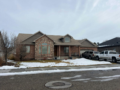 Ivans Ln, Idaho Falls, Preforeclosure Single-family Home
