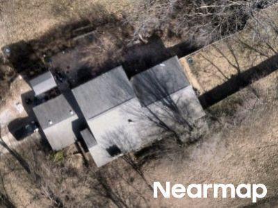 Walnut Dr, Collinsville, Preforeclosure Single-family Home