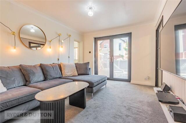 Chadderton, Packwood Chase, Oldham, 4 Bedroom Link