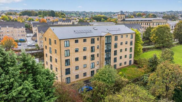 Harrogate Road, Bradford, 1 Bedroom Flat