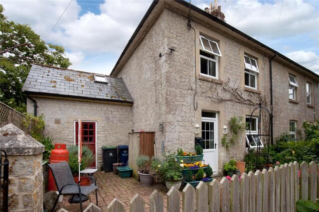 Milton On Stour, Gillingham, 4 Bedroom Semi-detached