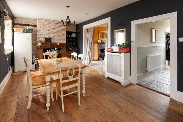 Milton On Stour, Gillingham, 4 Bedroom Semi-detached