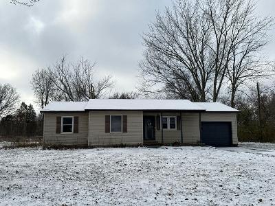 S Pine St, Centralia, Foreclosure Single-family Home
