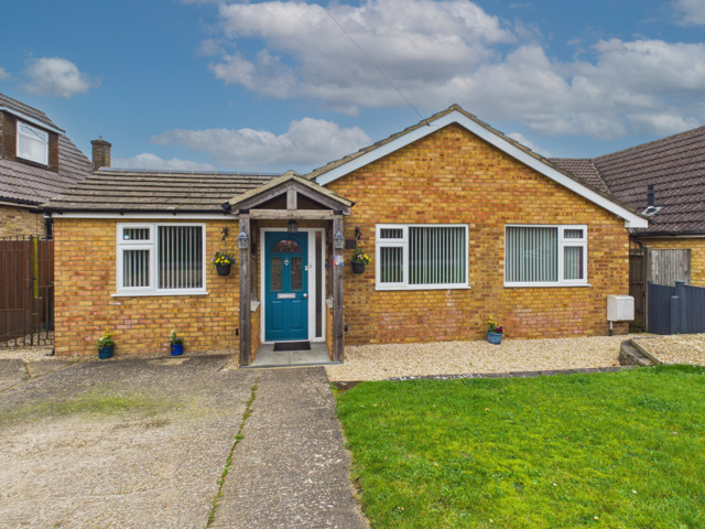 Holmer Green, Hogg Lane, High Wycombe, 4 Bedroom Detached