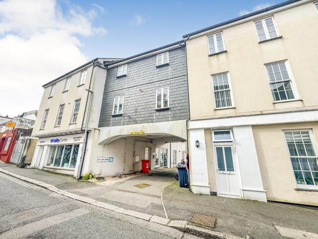 Lys An Pons, Crockwell Street, 2 Bedroom Flat