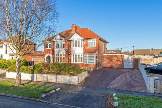 Thelwall New Road, Thelwall, 3 Bedroom Semi-detached