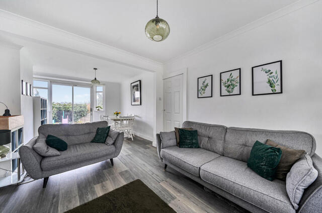 Georges Close, Orpington, 3 Bedroom Semi-detached