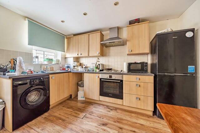 Aylesbury, Buckinghamshire, 2 Bedroom Flat