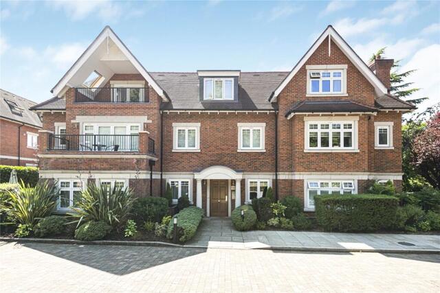Coombehurst Close, Hadley Wood, 2 Bedroom Apartment Coombehurst Close, Hadley Wood, 2 Bedroom Apartment