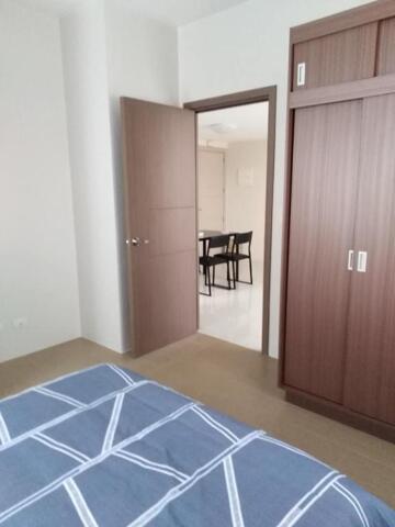 Newport Boulevard Newport City Villamor Airbase Pasay City Unit -d North Wing  Floor Newport Bouleva